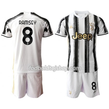 Juventus Aaron Ramsey 8 Børn Hjemme Fodboldsæt 2020-21 S/S (+ Korte bukser)